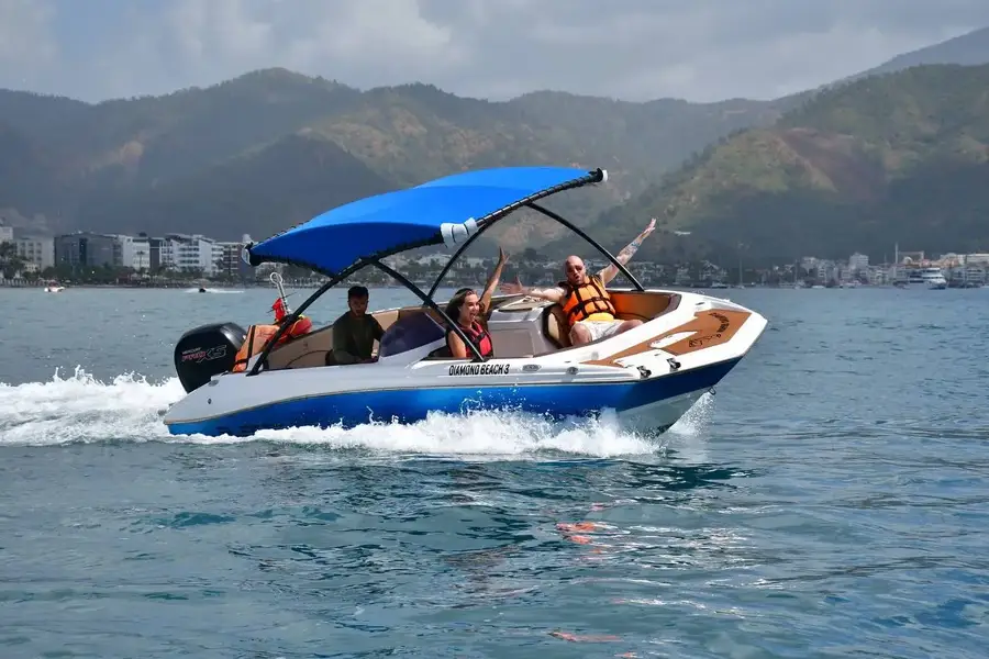Speed Boat